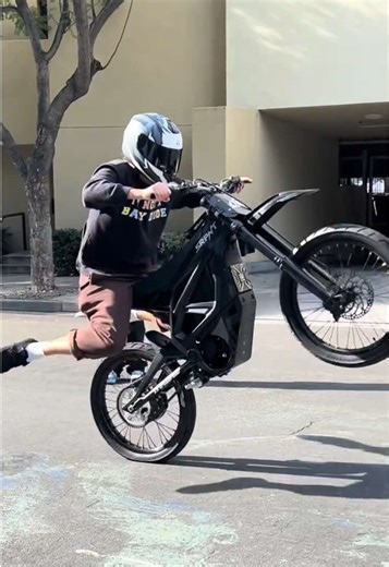 Almost had it! #ebike #minibike #wheelie #sunhatkid | mini bike