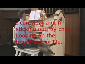 Gracie Fields theatre organ singalong (with lyrics)