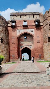 302K views · 5.3K reactions | भारत का सबसे पुराना क़िला | History - تاریخ - इतिहास | Facebook