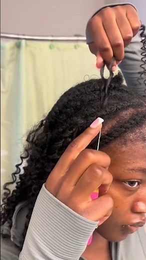 You won’t believe how simple it is to rock these crochet feathers! 😱#hergivenhair