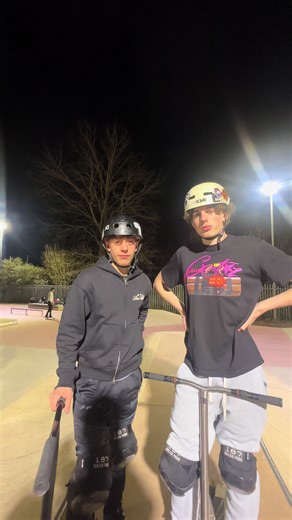 Kickless Tricks with Whips in Scootering