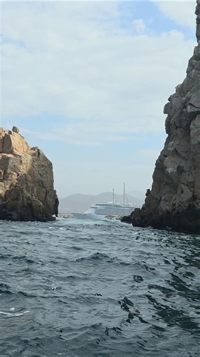 😱 Navigator of the Seas Cabo San Lucas #mexico #royalcaribbean #cruise #loscabos #travel #ytshorts