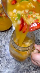 hoy que es temporada de frutas hagamos refresco salvadoreño de ensalada #fresco #salvadoreño #ensalada #frutas #mamey | Febe Navarro