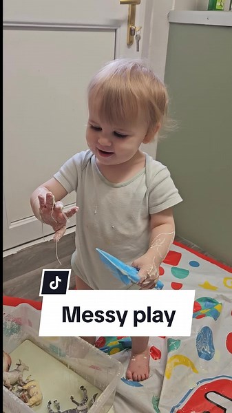 Cómo hacer Gloop para jugar con los niños