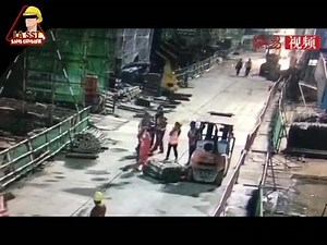 ** Images chocs ** Pendant un levage, un périmètre de sécurité doit être mis en place. En respectant cette limitation, on peut réduire les chances qu'un accident de ce type puisse survenir. | La SST sans censure