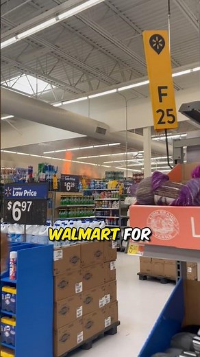 Massive fire breaks out at Walmart firecracker section 🔥