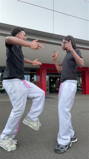 Love Me Not Dance Trend Explained