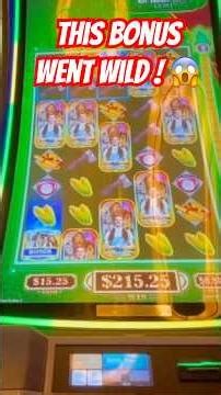 INSANE Wizard of Oz Bonus at Foxwoods! 🌪️ Big Win Shock #Shorts #Casino #slots