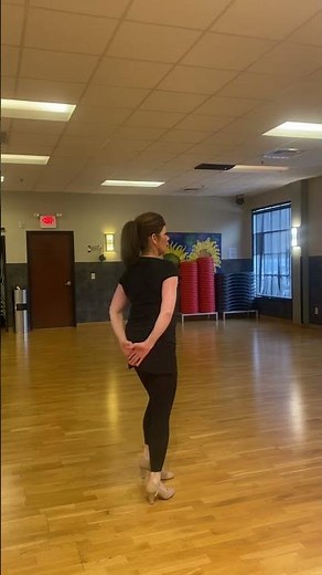 Woolshed Waltz beginner line dance @heidislinedances