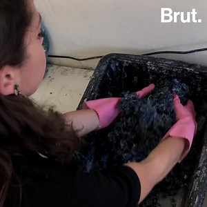 This architect transforms used textiles into bricks