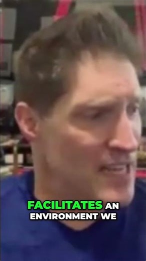 Why Tom Cruise's Famous Movie Line is TERRIBLE Advice 🚩 #shorts #relationshipadvice #marriageadvice