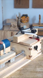 78K views · 461 reactions | Discover innovative hacks for router woodworking tools that can elevate your craftsmanship to new heights. From creating intricate designs to enhancing precision, these tips will transform your projects. ️✨ #WoodworkingHacks #RouterTools #Craftsmanship | Woodworking TV | Facebook