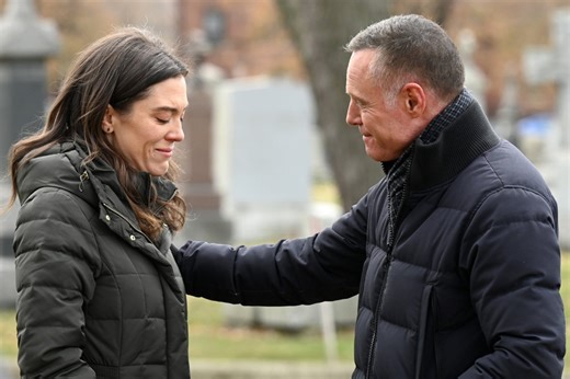 Who plays ASA Nina Chapman on Chicago PD?