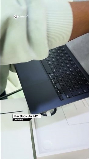 Unboxing the MacBook Air M2 Midnight 💻 | The Perfect Everyday Mac!