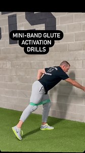 Mini-Band Activation Drills Besides mandatory mobility, I make pre-workout glute activation a priority on running and lower body strength days. Pretty easy to do with a Quantum Hip Band Here are a few drills to start with. ********** #RBT #daveschmitz #resistancebandtraining #thebandman #thebandgym #bandworkouts #getbetterwithbands #agelessfitness #germantownwisconsin #bestbandtraining #53022 #bandtraining #bandworkout #bandgym #bandstrong #athomeworkouts #homeworkouts #bandworkoutideas #athomeb