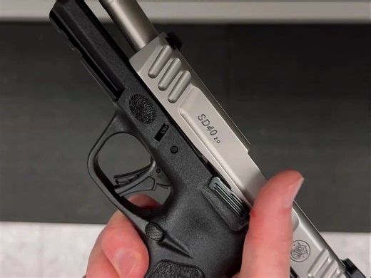 平价手枪体验：SD40
