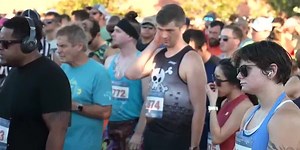 Runners enjoy new bridge lights during Crescent Connection Bridge Run