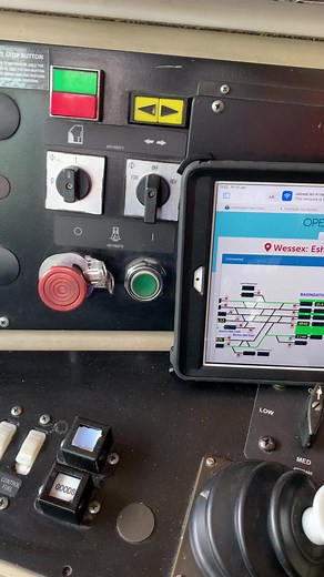 #train #class66 #trainsuk #trainspottingfeatures #railheadtreatmenttrain #trainspotting #trainspotter #followtrain #trainstations #trainphotography #trains_worldwide #trainsmarter #basingstoke #UK #video #tiktokvideo #fyp #foryou #fypシ #fypシ゚viral