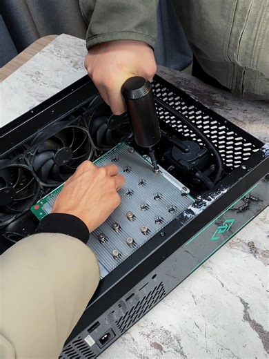 I’m dismantling my Dogecoin rig today. A PC-looking case hides real mining muscle inside. Welcome to check my bio. #gadgets #cargadgets #gamingpc #electronics #portablemonitor #hometech #cargadget #coolgadget #monitors #cooltechfinds #jinglemining #Cryptocurrency #Bitcoin #VoskCoin #dogecoin #crypto #mining #doge #btc