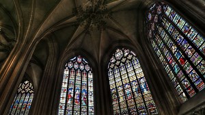 'Godvergeten', le documentaire sur les abus sexuels dans l’Eglise qui secoue la Flandre - RTBF Actus