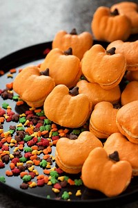 Pumpkin Macarons