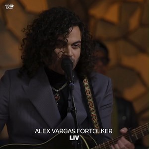 Intet varer for evigt, men vi kunne nu godt høre Alex Vargas’ fortolkning af ’Liv’ endnu en gang. 🎵✨ | Toppen af poppen