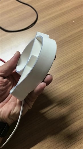 @Sunsign_Amy on Instagram: "✨ Solid Acrylic Engraved LED Letters | Painted Edge Sign ✨ 💖Crafted from single solid acrylic blocks, these letters are CNC-cut and engraved with precise grooves for LED strip installation. The side edges get a smooth painted finish, and the back design supports easy mounting with screws and templates. 📍 Applications: indoor and outdoor use,retail storefronts 🛍️ and office branding walls 🖥️, Exhibitions and indoor displays，delivering bright, clear illuminated sign