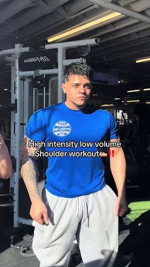 My high intensity low volume shoulder workout for my cutting season! #workoutroutine #workoutadvice #shoulderworkout #shoulders #bodybuilding #Gymtok @Xxavi