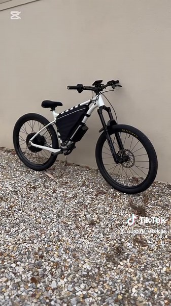 Homemade Electric Bike Build Tips and Accessories