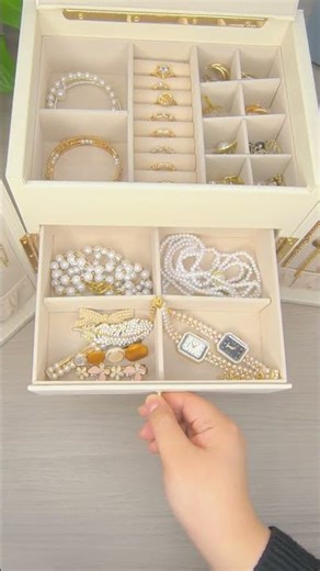 Jewelry Organization Ideas | Keep Your Space Tidy