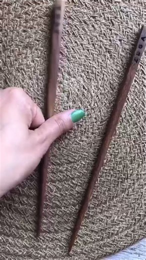 instook Chopstick Natural Reusable Chopsticks Square Round Wood Chop Sticks with Stand