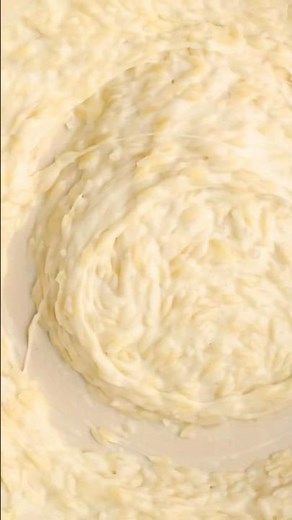 Is it risotto Is it a pasta dish It’s a little bit of both Velvety, creamy, #food #recipe
