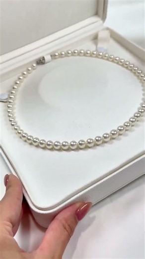 アコヤ真珠ネックレス✨クラシックアコヤ海水真珠のネックレス。繊細な輝き、普段使いからお出かけまで活躍します。 #大阪真珠 #梅田真珠#パールネックレス#ジュエリー