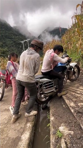 school pool ~New Viral Gadgets, Smart Appliances, Kitchen Utensils/ Home Inventions #shorts