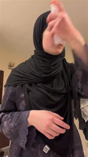 You don’t have to be a bride to pamper yourself the way Moroccan brides do ✨🤍 This bundle is for everyone, at any stage of their life. There’s 1 day left for the free gift promo, don’t miss out! 🎁 Did you already get yours or are you waiting for the last day? 👀 #plantbased #morocco #beautysecrets #skincarenatural #skincareroutine #bodycare #bride #bridetobe #moroccan #organicskincare #skincaretips #bodycare #vegan #organic #showerroutine | Skalli Essentials