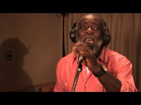 Freddie McGregor - Bag A Hype (David Rodigan Special)