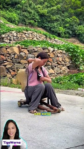 Turun Gunung Pakai Kereta Kayu #creative #unique #unexpected #inspiration #innovation #shorts