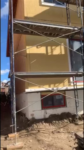 This new-build in Oshawa, Ontario is coming together beautifully with Sto Gold Coat! Sto Gold Coat is a code recognized, vapour permeable fluid-applied membrane designed for application under ci wall systems. It is a sheathing treatment that is part of the StoGuard air and moisture barrier family of products. Thanks Karatay Stucco for choosing Sto Canada! | Sto Canada Ltd.