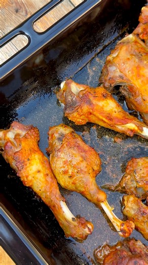 6.5K views · 54 reactions | Your Holiday Table NEEDS This Gorgeous Roast Duck! #recipe #easyrecipes | Little Strawberry Kitchen | Facebook