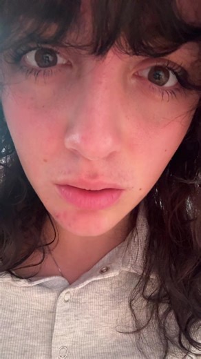 Draft from when I didn’t understand personal space with twig (I had her for less than a week and expected her to come out) idk why I’m beckoning her like a dog #fyp #mantis #pet