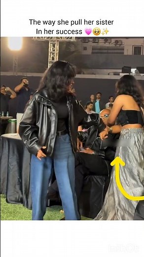the way she pull her sister 😭 #shorts #viral #explore #trending #bollywood #fypシ