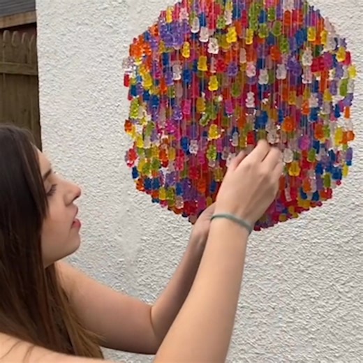 70K views · 372 reactions | You’ll get a different perspective depending on whether you stand near or far  | In The Know | Facebook