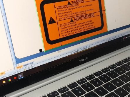 警示标签打印加覆膜方案，应用广泛，终身相伴#quicklabel#标签覆膜