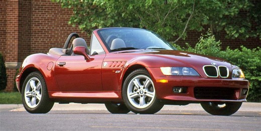 No More Four and a New Rear End: We Test the 2000 BMW Z3 2.3