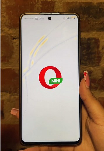Save Data with Opera Mini and Join the Dance Challenge