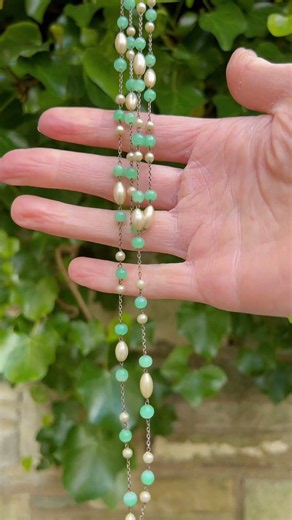 Edwardian c.1900 Faux Pearl and Green Glass Antique Long Guard Chain