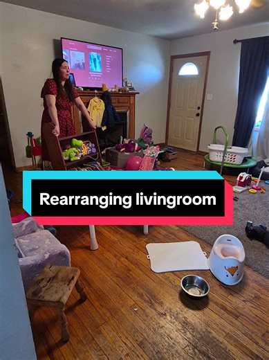 Living Room Reset: Decluttering and Rearranging Tips