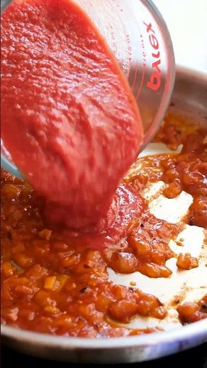 Irresistible Penne Alla Vodka: A Creamy Italian Classic