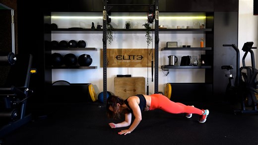 79 - Commando Plank.mp4