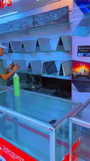 Markaste Melkaste Iyo Melwalbaba Hamogan @Discount Computers #typ #tikto #games #msi #hp #electronicdancemusic #foryoupage❤️❤️ #iphone #foryou